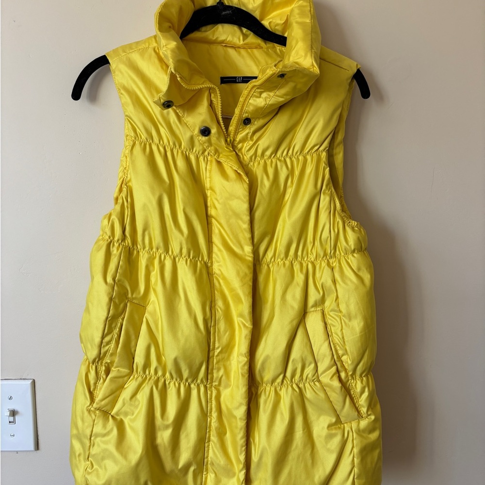 Vintage Gap Yellow Puffer Vest
